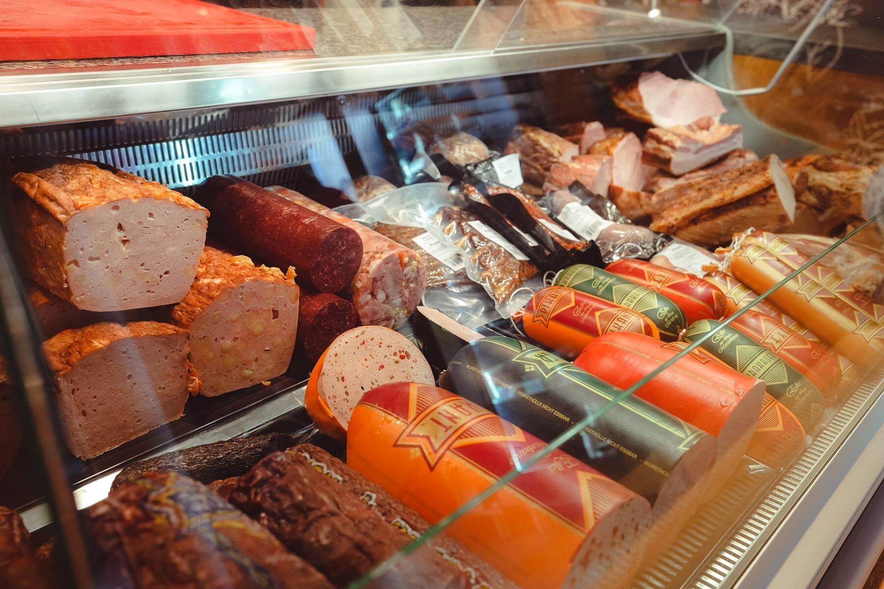 fleisch-wursttheke-hofladen